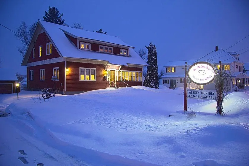 Old Iron Inn Bed and Breakfast - Image 1
