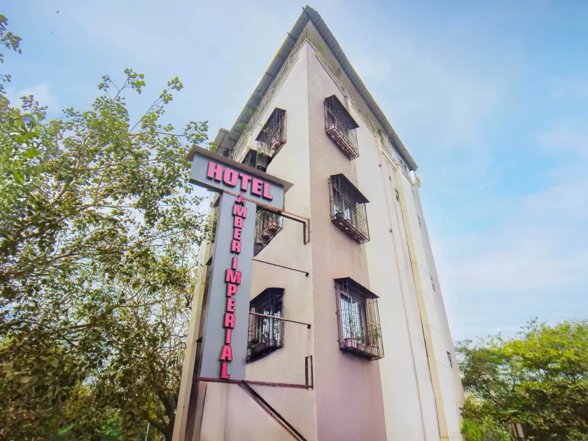 Hotel Skylink Hospitality Mahalaxmi - Image 1