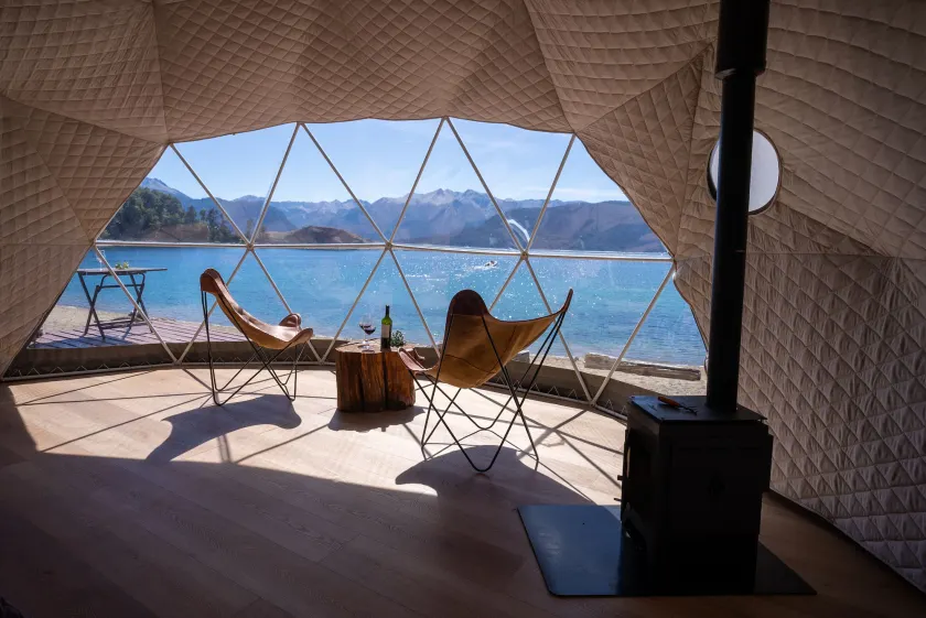 Isla Victoria - Folk Camp - Image 1