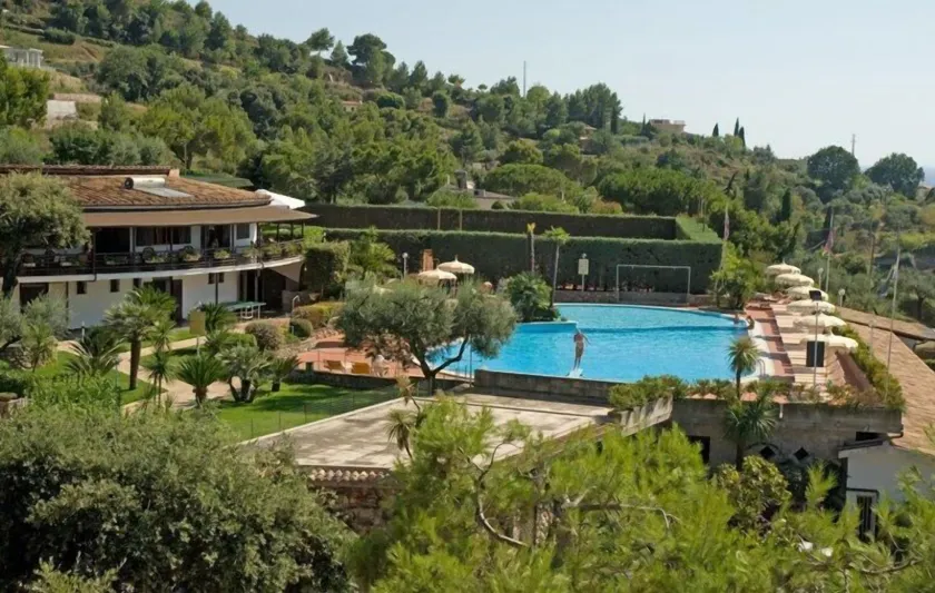 Residence Costa Di Kair Ed Din - Image 1