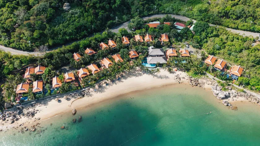Son Tra Beach Resort & Spa Danang - Image 1