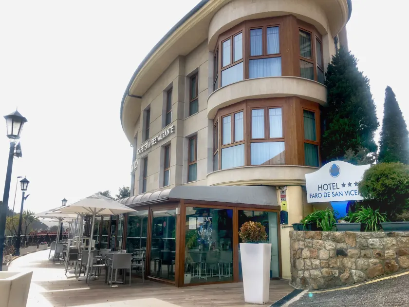 Hotel Faro de San Vicente - Image 1