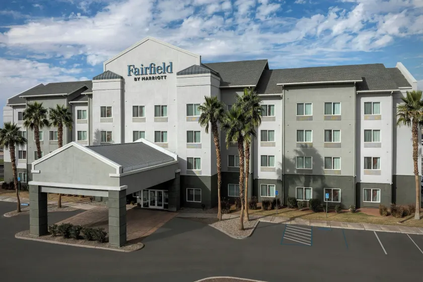 Fairfield Inn & Suites El Centro - Image 1