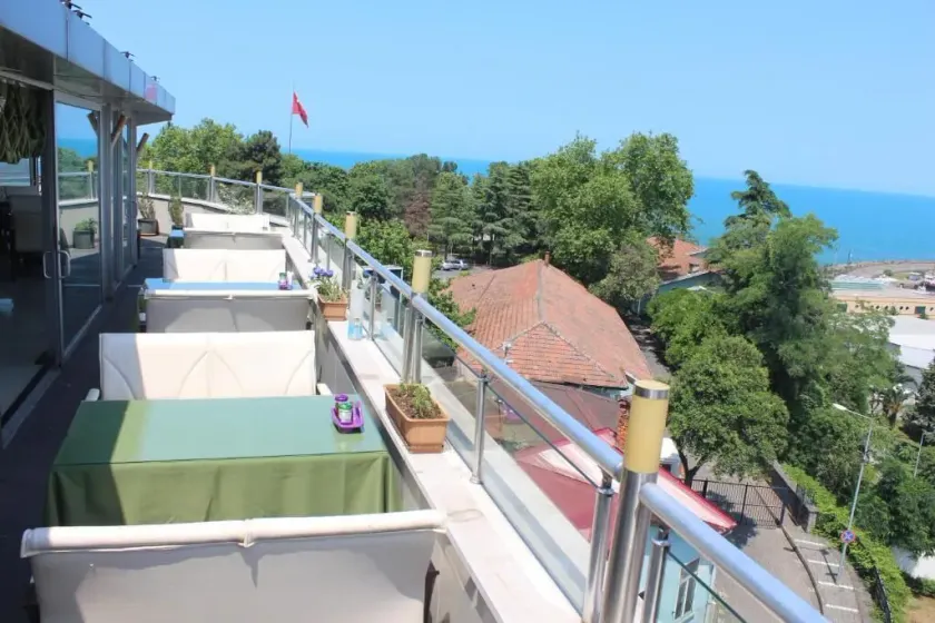Ganita Life Hotel - Image 1
