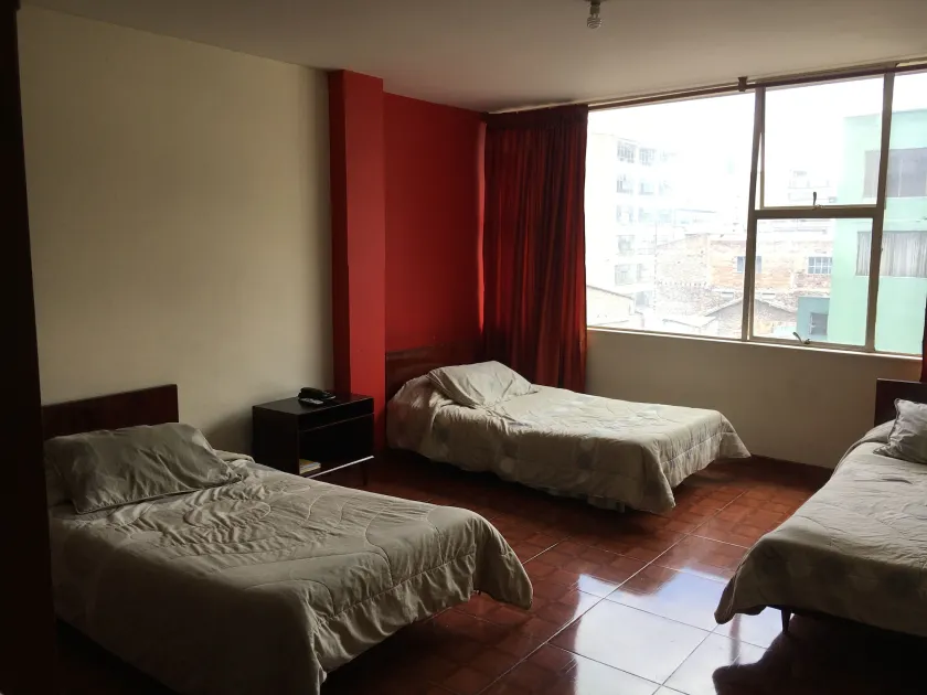 Hotel Manila Plaza - Image 1