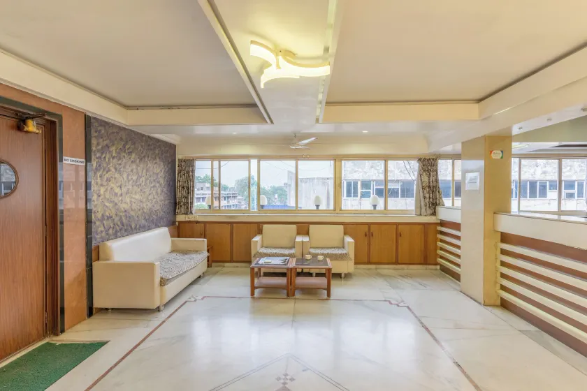 Hotel Sanmati - Image 1