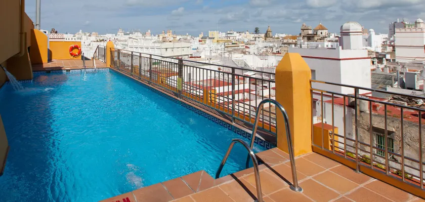 Senator Cádiz Spa Hotel - Image 1