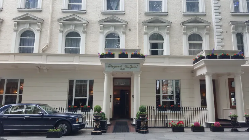 Abbey Court Hotel - Hyde Park - Image 1