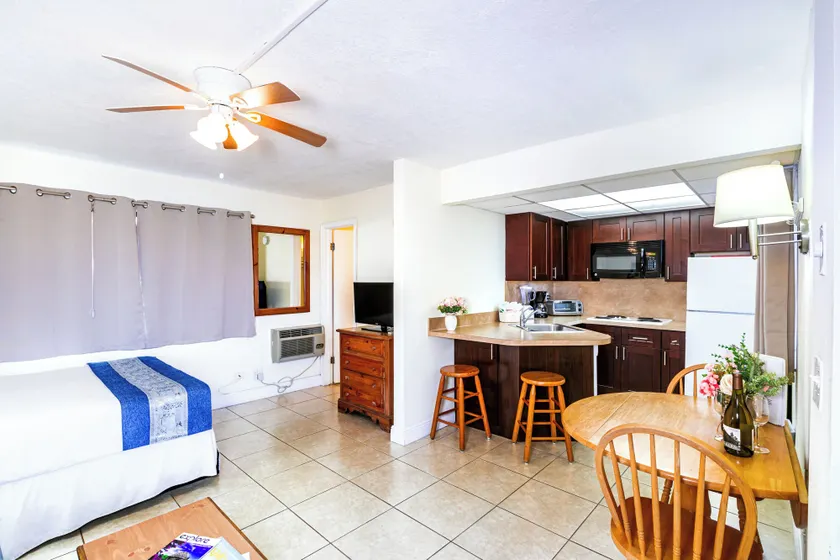 Emerald Seas Deerfield Beach Club - Zimmer
