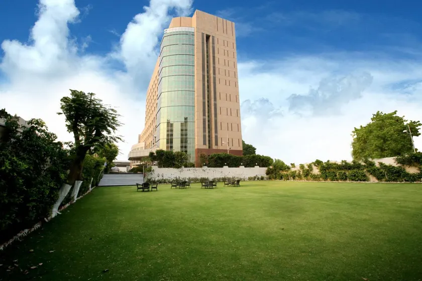 Fortune Select Global, Gurugram - Member ITC Hotels' Group - Image 1