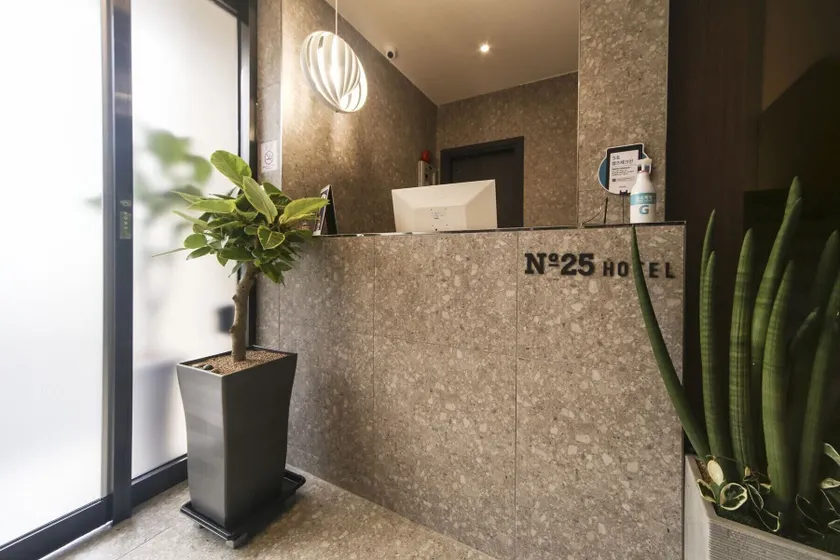No 25 Hotel Dongseongro branch - Image 1