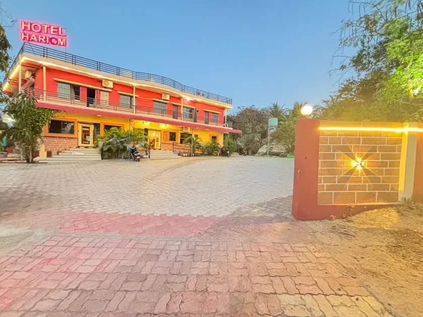 Hotel Hari Om Swimming Pool In Diu - Image 1