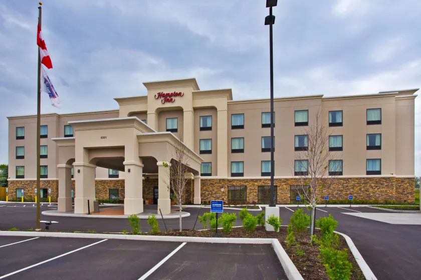 Hampton Inn Niagara Falls/Blvd - Image 1