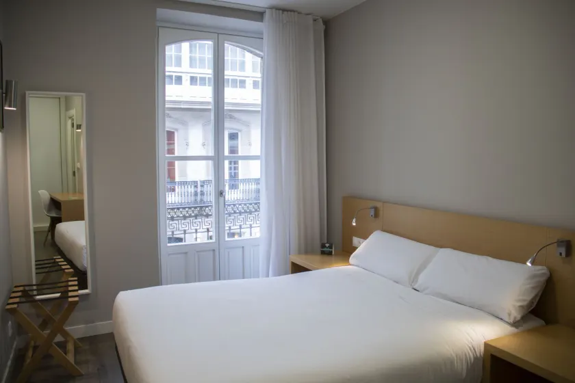 Alda Alborán Rooms  - Image 1
