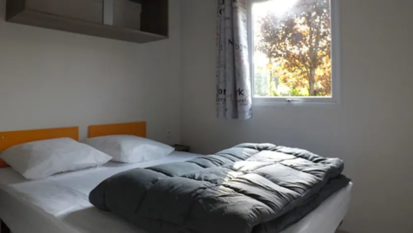 CAMPING PLEIN SOLEIL - Image 1