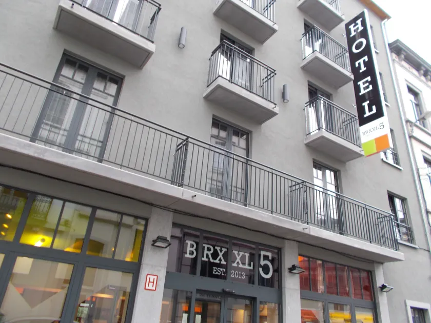 Brxxl 5 City Centre Hostel - Image 1