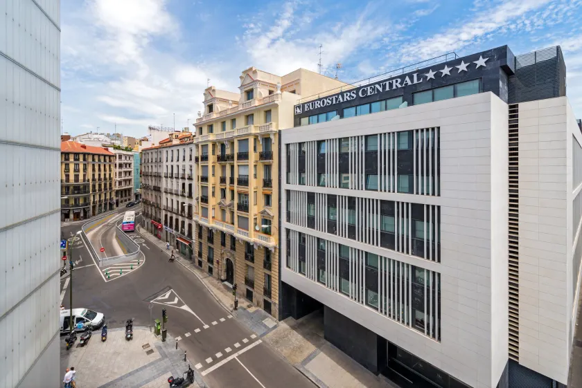 Eurostars Central - Image 1