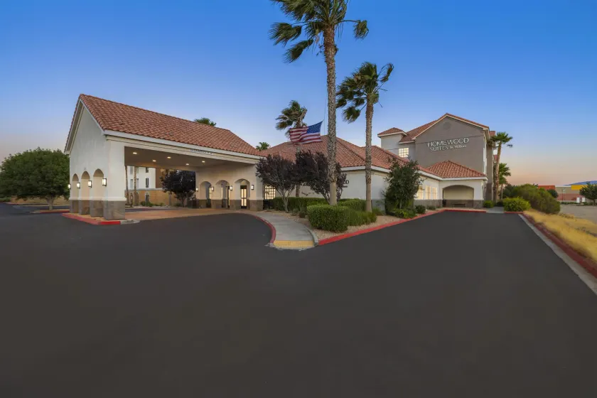 Homewood Suites by Hilton Lancaster - Image 1