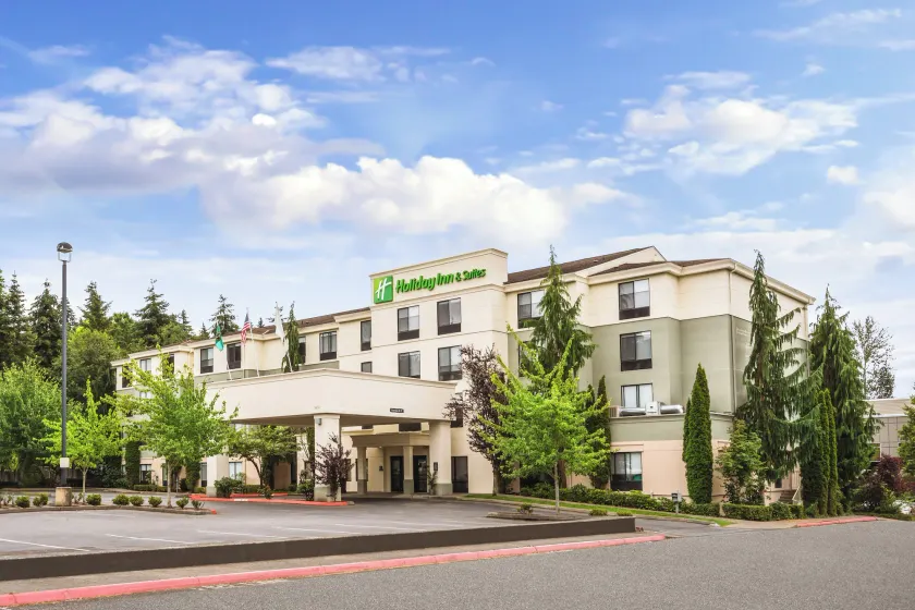 Holiday Inn & Suites Bothell an IHG Hotel - Image 1