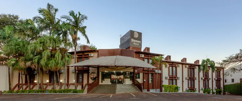 Hotel Damen - Image 1