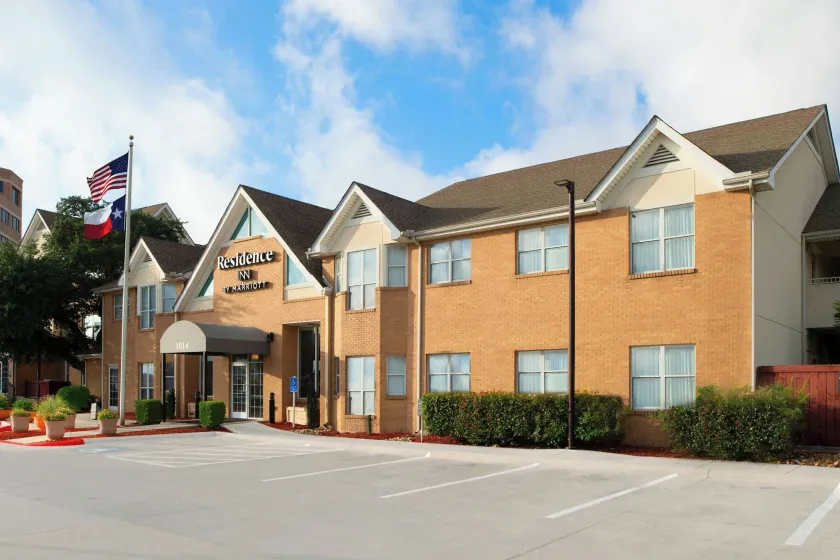 Residence Inn by Marriott San Antonio Airport/Alamo Heights - Image 1