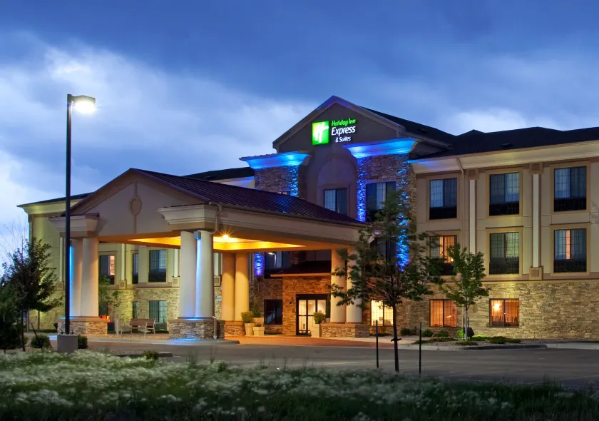 Holiday Inn Express Hotel & Suites Longmont by IHG - Image 1