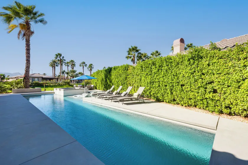 Walk to Coachella & Stagecoach: Festival Retreat! - Image 1