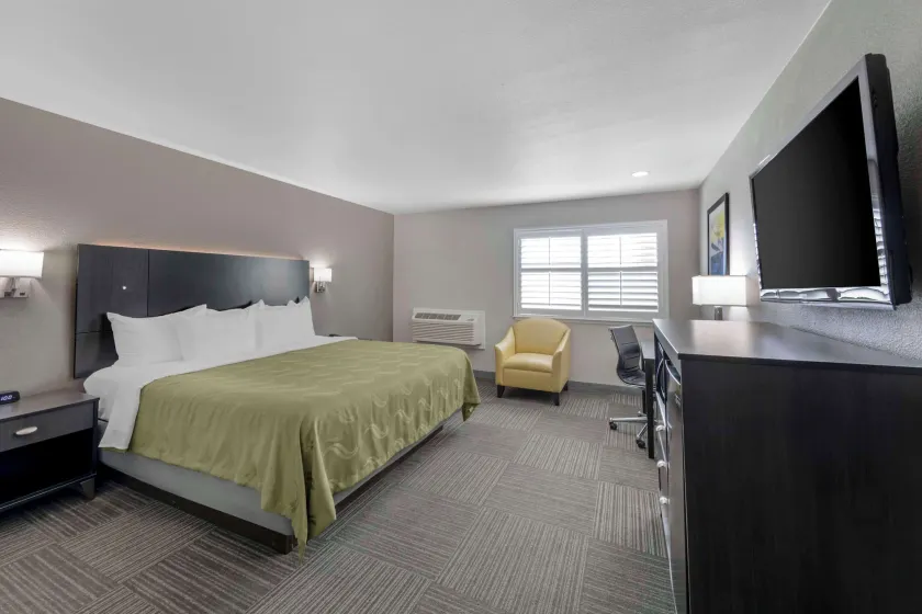 Quality Inn Kettleman City near Hwy 41 - Image 1