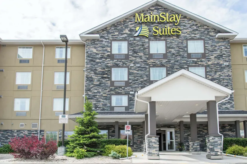 MainStay Suites Winnipeg - Image 1