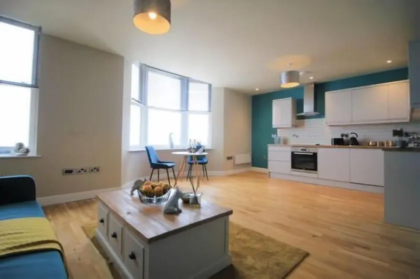 SEAVIEW North Bay Apartment Scarborough Homesweetholidayhomes - Image 1