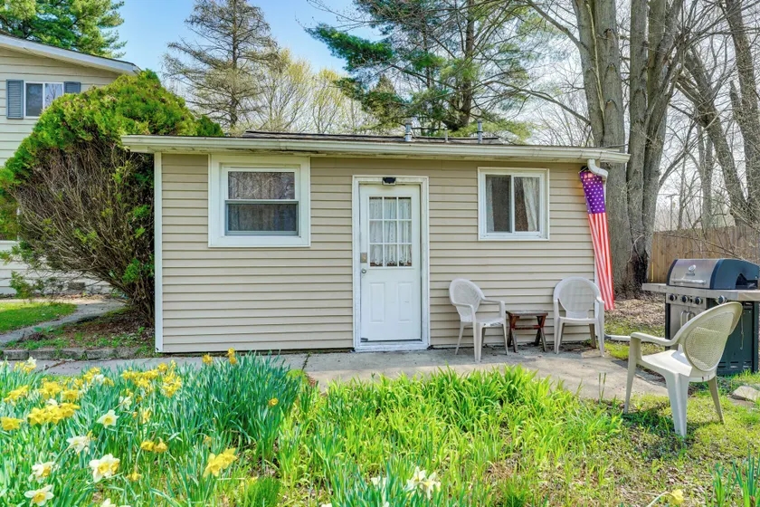 1 Mi to Lakeport State Park! Bungalow w/ Patio - Image 1