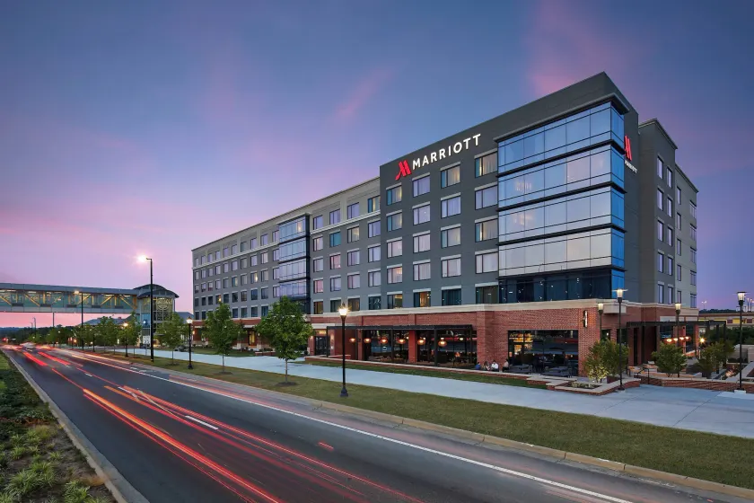 UNC Charlotte Marriott Hotel & Conference Center - Image 1