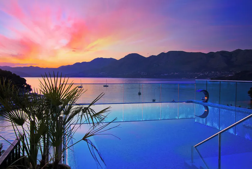 Hotel Cavtat - Image 1