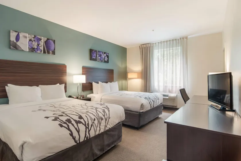 Sleep Inn & Suites At Kennesaw State University - Image 1