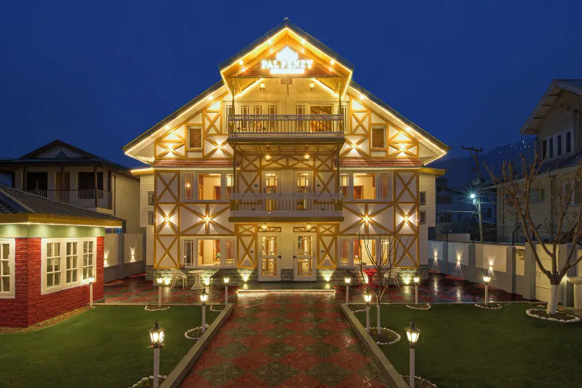 PalPenzy - Bespoke Premium Stay - Image 1