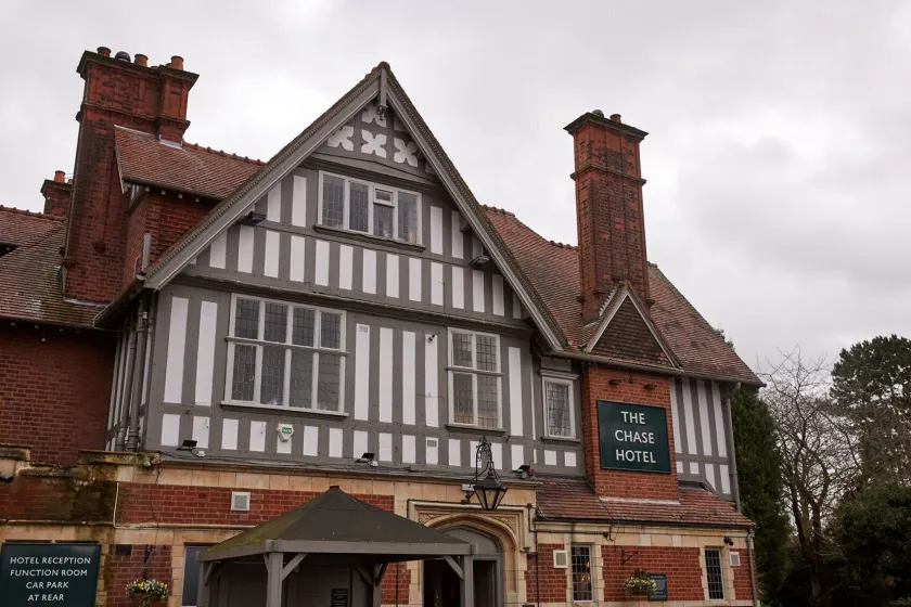 Chase Inn By Greene King Inns - Image 1
