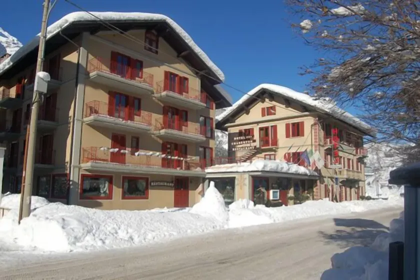 Hotel Chaberton - Image 1