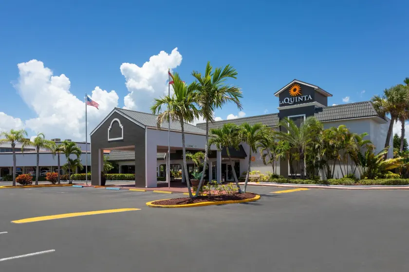 La Quinta Inn by Wyndham Cocoa Beach-Port Canaveral - Image 1