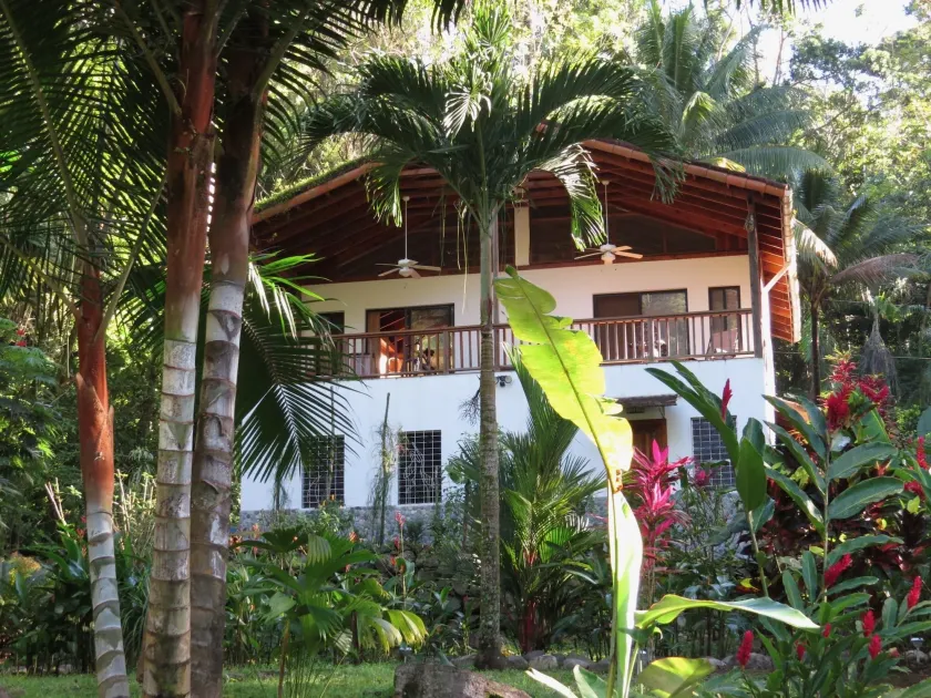 Villas Pico Bonito - Image 1
