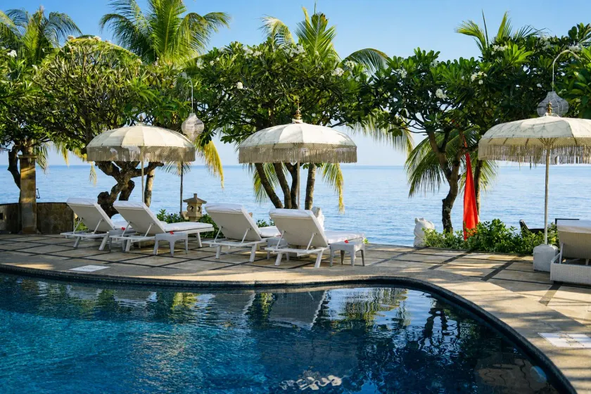 Poinciana Resort - Image 1