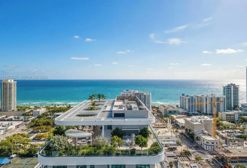 72 Park by Nomada Residences - Image 1