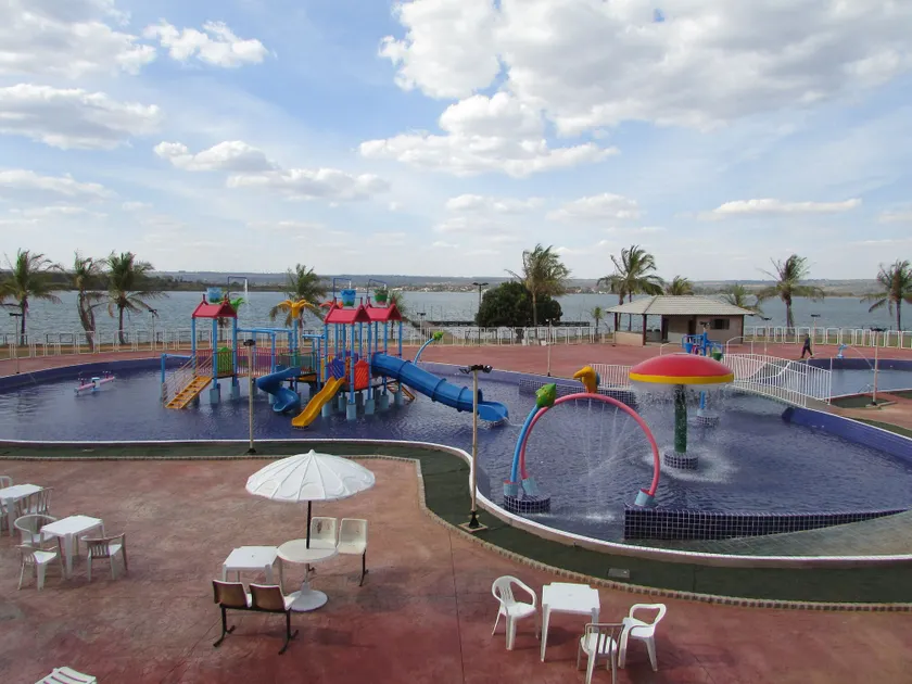 Bay Park Hotel Resort - Image 1
