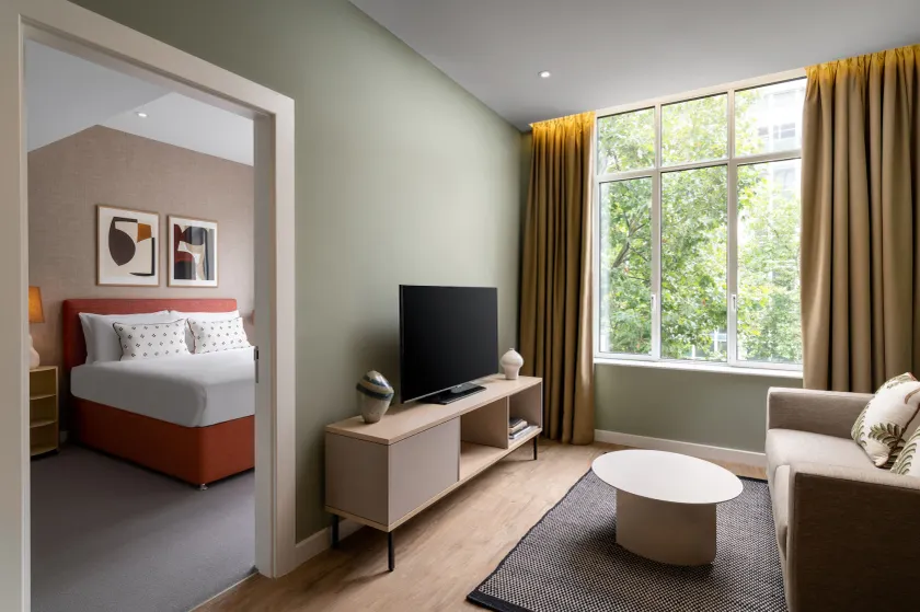 The Lincoln Suites - Image 1