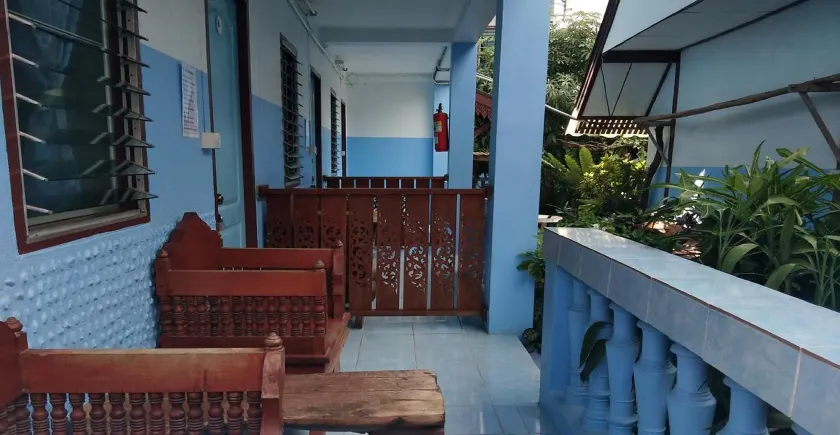 Blue House Pai - Interior entrance