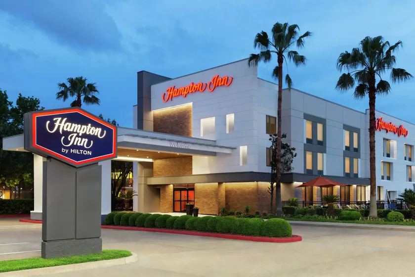 Hampton Inn Houston-Brookhollow - Image 1