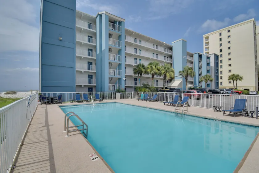 Beachfront Gulf Shores Condo w/ Community Pool! - Image 1