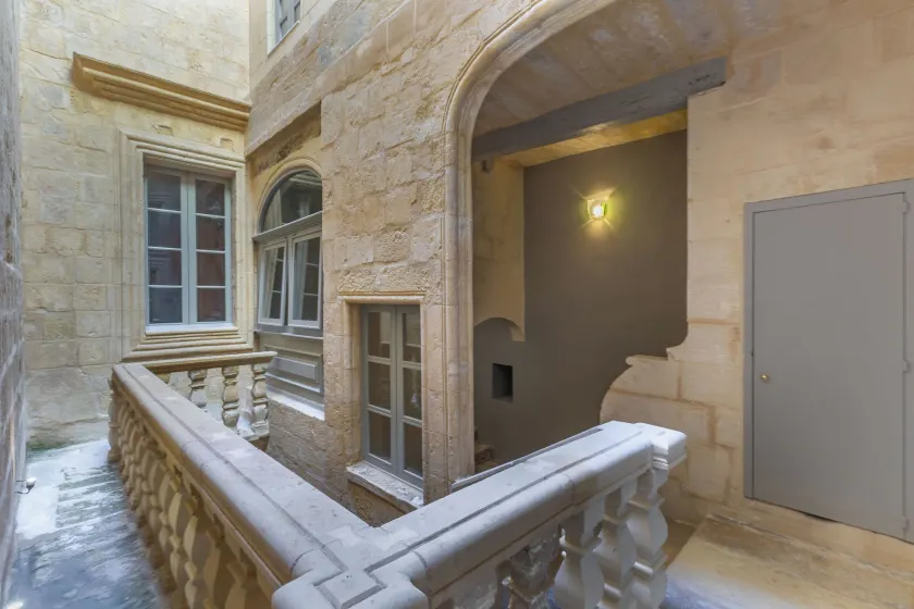 House of W - Image 1