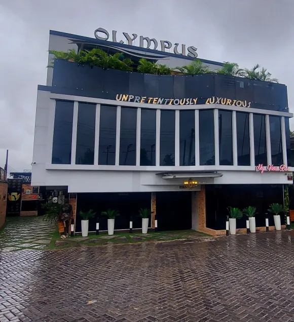 OLYMPUS HOTEL & SUITES - Image 1