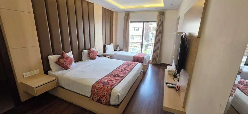  Hotel Exotic Near Golden Temple - Image 1