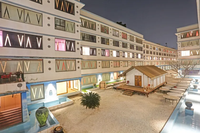 Townhouse Royal Palms Shared Serviced Apartment - Image 1